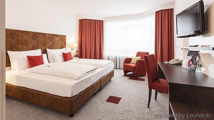 Zeller'S Quartier Hotel Koenigsbrunn Ngoại thất bức ảnh